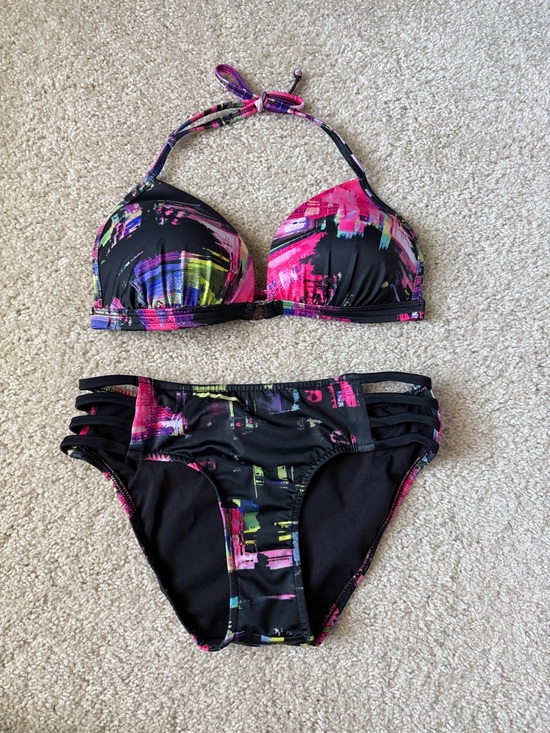 VENUS Other - VENUS Multicolor Neon Abstract Bikini Set
